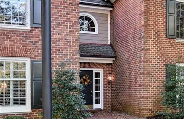 225  Woodmere Gallery 2