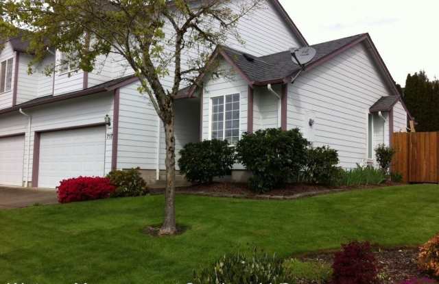717 NW Sundace Circle - 717 Northwest Sundance Circle, Corvallis, OR 97330
