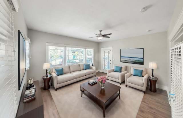 Renovated 2bd/1ba with huge kitchen  full size in-unit w/d - 3640 Indiana Street, San Diego, CA 92103