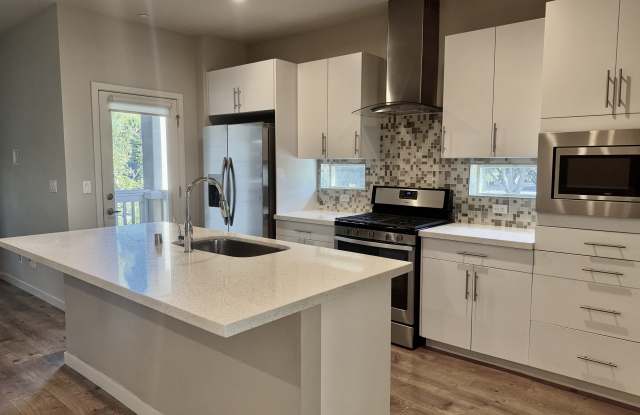 489 McClatchy Way photos photos