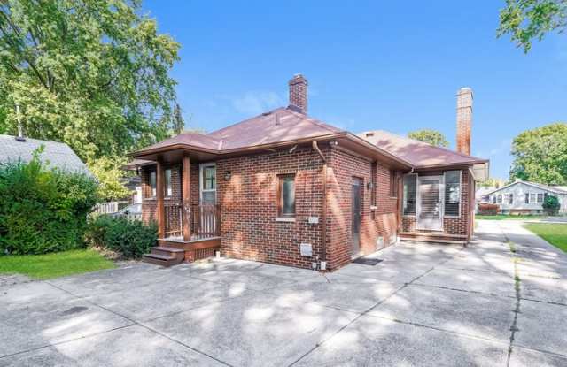 150 East 272nd Street photos photos