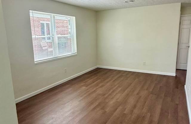 Fully Remodeled 2BR/1BA Ranch photos photos