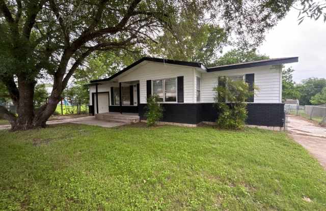 Beautiful four bedroom single family house in Copperas Cove photos photos