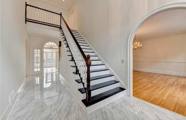 1000 Grayson Parkway Gallery 4