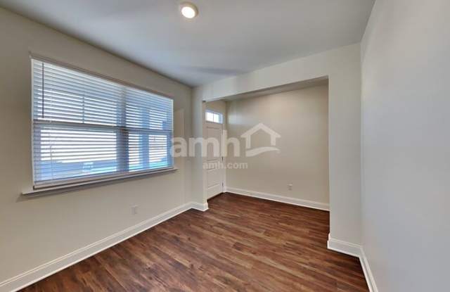 2068 Williamshire Lane photos photos