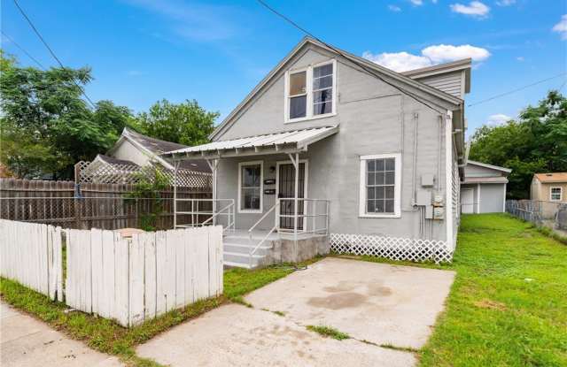 2245 Comanche Street photos photos