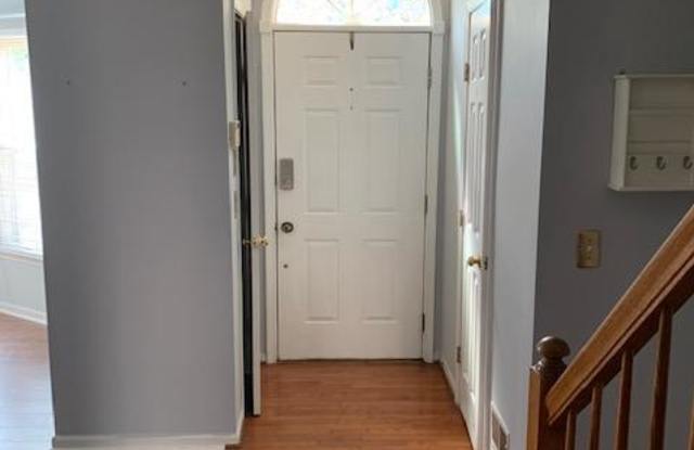 6503 HUBBARDTON WAY Gallery 2