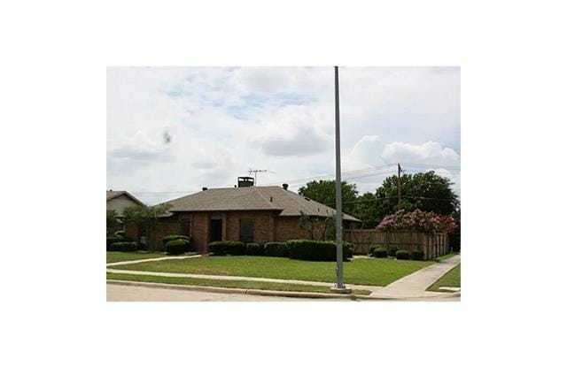 2235 Spring Leaf Drive - 2235 Spring Leaf Dr, Carrollton, TX 75006