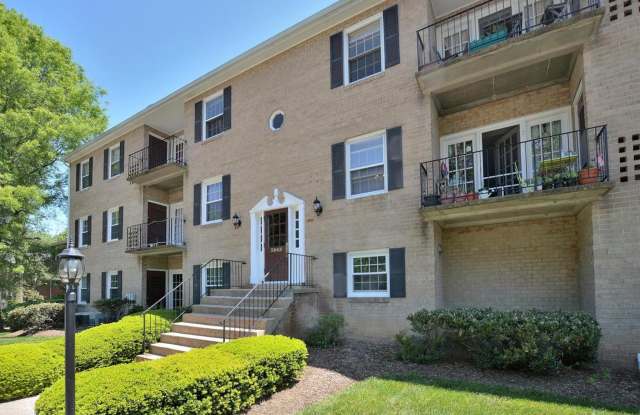 3945 Lyndhurst Drive photos photos