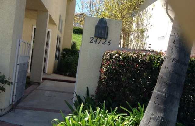 24726 Via Madera Gallery 2