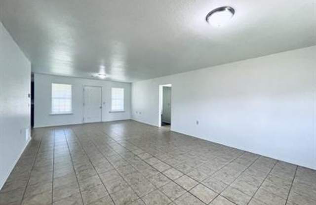 473775 East 1117 Road Gallery 2