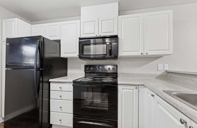 Saratoga Apartments photos photos