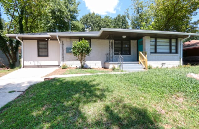 2874 Laguna Drive - 2874 Laguna Drive, Belvedere Park, GA 30032