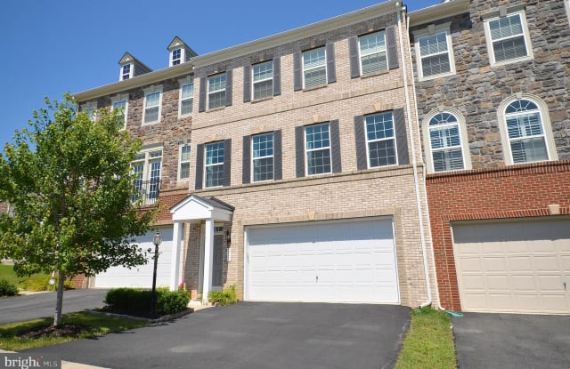 1722 MOULTRIE TERRACE NE - 1722 Moultrie Terrace Northeast, Leesburg, VA 20176