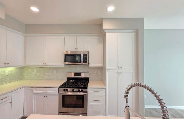 Beautiful 4-Bedroom Sylmar Home with Loft, 2-Car Garage & Modern Upgrades Gallery 4
