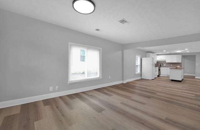 Spacious 4 Bedroom Single Family Home – Fenced Yard  Large Deck! photos photos