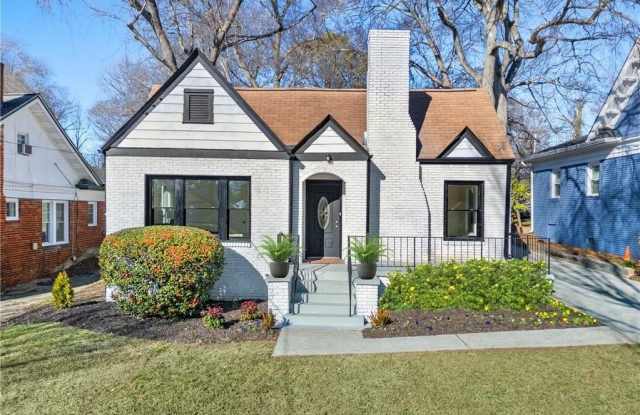 1639 Stokes Avenue SW photos photos