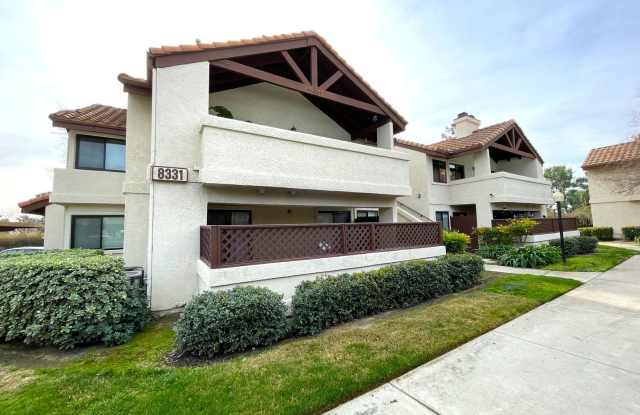 Beautiful 2 Bedroom 2 Bath Downstairs Unit! photos photos