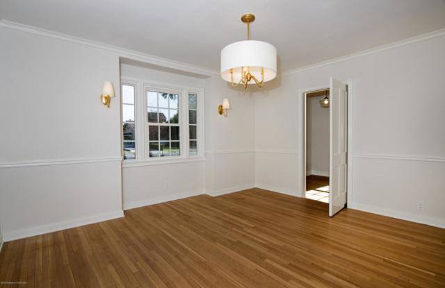 1087 South Los Robles Avenue Gallery 1