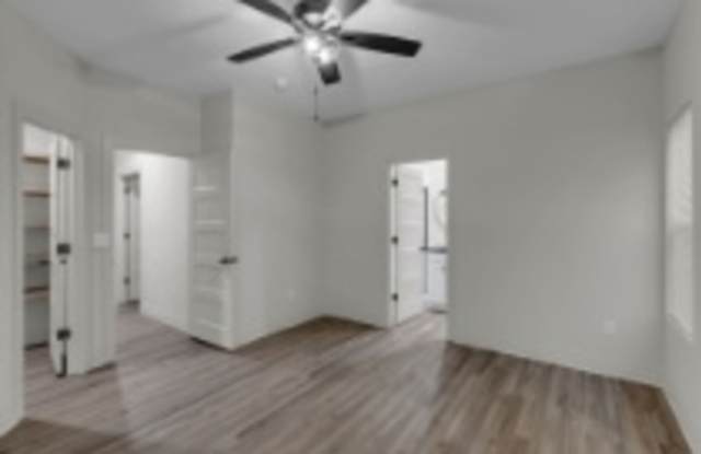 1803 E. Liam Ct. Gallery 4