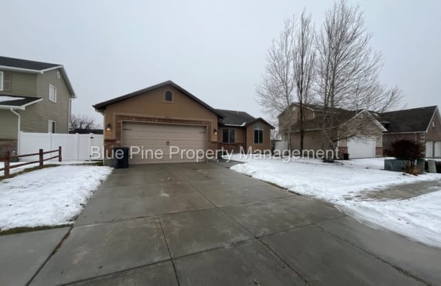 2717 Mary Drive - 2717 Mary Drive, Idaho Falls, ID 83402