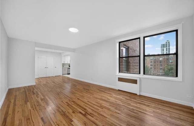 3101 Ocean Pkwy # 6565 Gallery 1