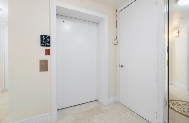 201 S Narcissus Avenue Gallery 4