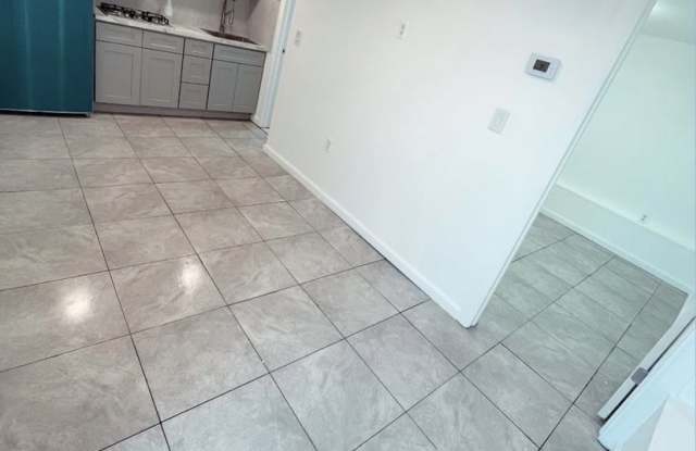 170 East 19th Street - 170 East 19th Street, Paterson, NJ 07524