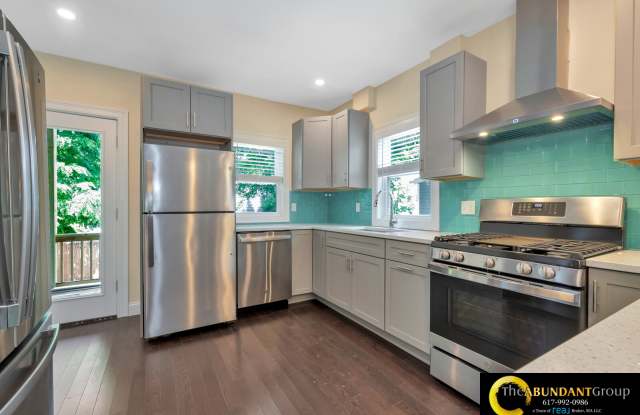 161 4th St photos photos