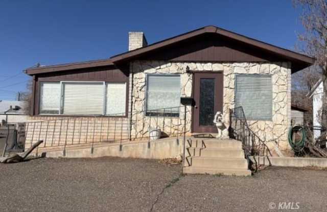 176 S 100 E Gallery 1
