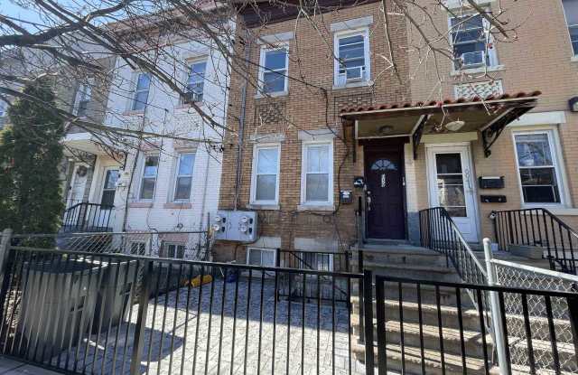 6039 PALISADE AVE - 6039 Palisade Avenue, West New York, NJ 07093