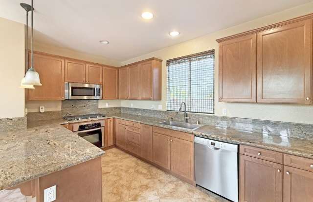SD: Stunning 3BD/3BA Home in Black Mountain Ranch with Panoramic Views, Solar & In-Unit Laundry photos photos