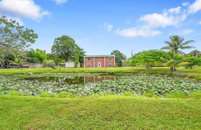 1201 Old Hiatus Rd Gallery 4