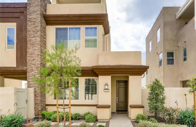 Stunning Tri Level Home in Great Park Community photos photos