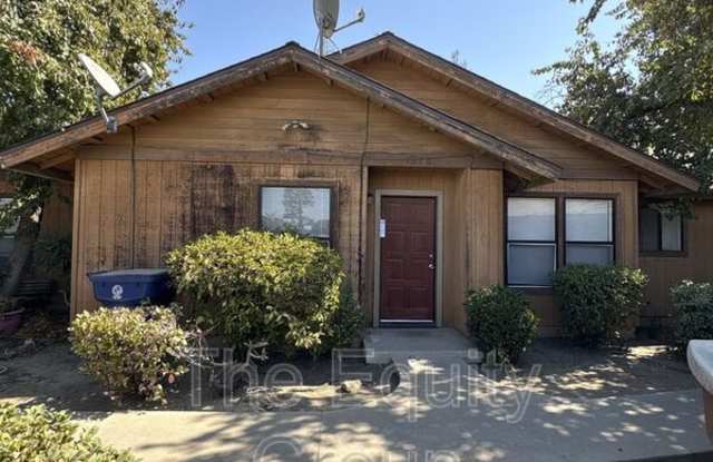 1270 Tustin Circle Gallery 1