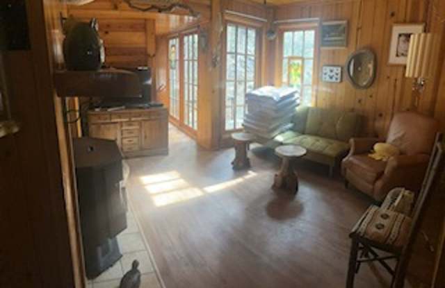 Creek Cabin In Idyllwild Gallery 3