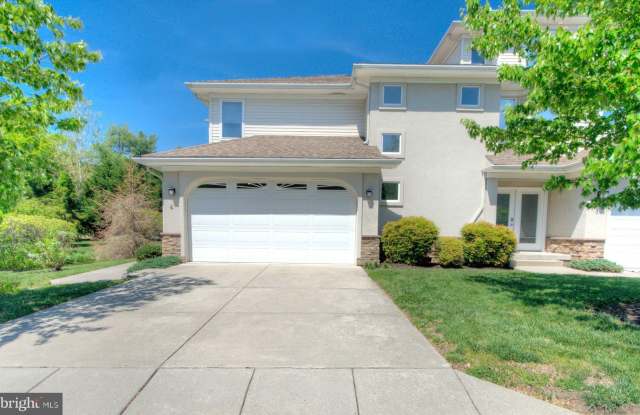 4 REGENCY Court photos photos
