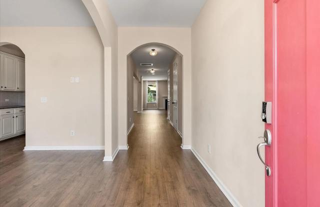 4 Bedroom 2.5 Bath House in Homecoming - Ravenel, SC Gallery 3