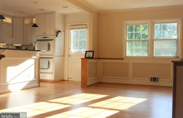 1605 MARY ELLEN COURT Gallery 4