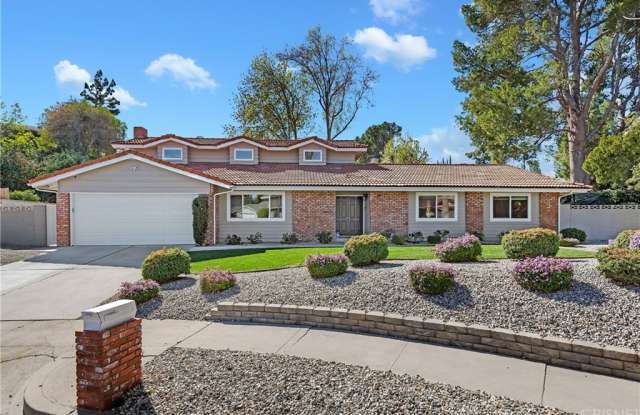 19310 Olympia Street Gallery 2