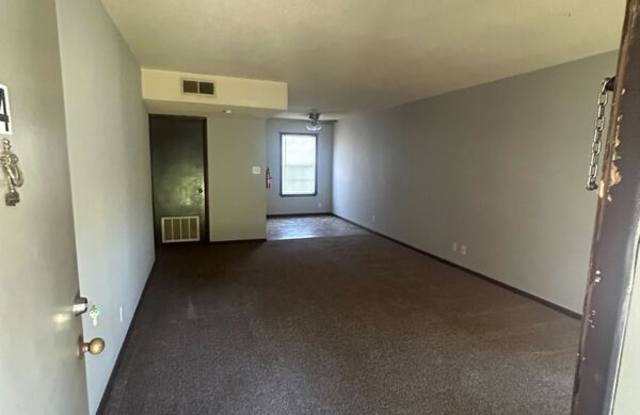 2404 Whitegate Drive photos photos