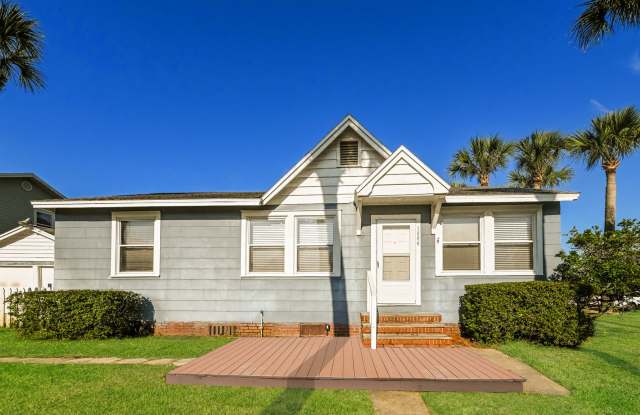 3/2 House w/Garage~~East of Third St in Neptune Beach photos photos