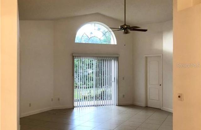2940 DELCREST DRIVE Gallery 4
