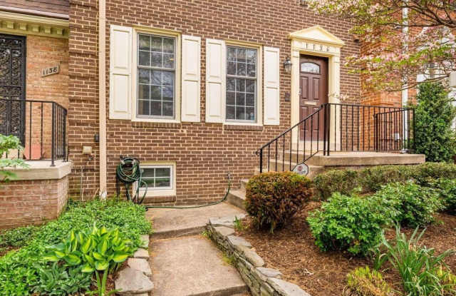 1136 PINE HILL Road photos photos