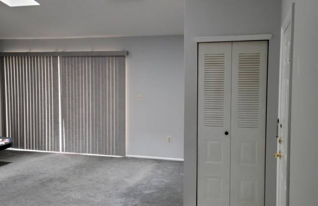27 Townsend Court Gallery 2