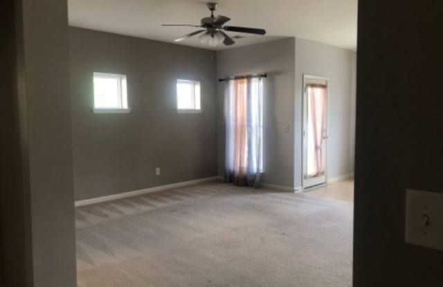5025 Luker Ln Gallery 3