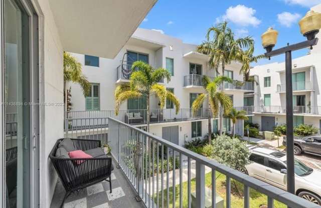 2142 Van Buren Street - 2142 Van Buren Street, Hollywood, FL 33020