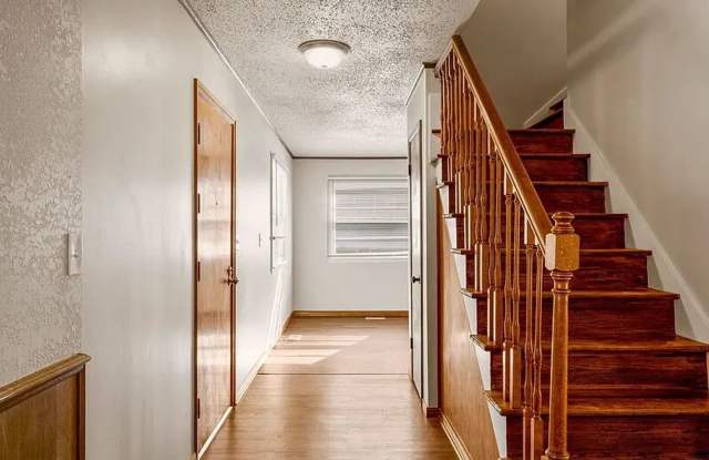 Charming Tulsa Home – 2844 S 73rd E Ave Gallery 4