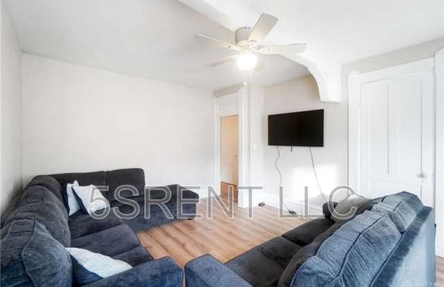 85 W 2nd St Apt 2 Gallery 1