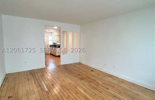 8080 Tatum Waterway Dr Gallery 3